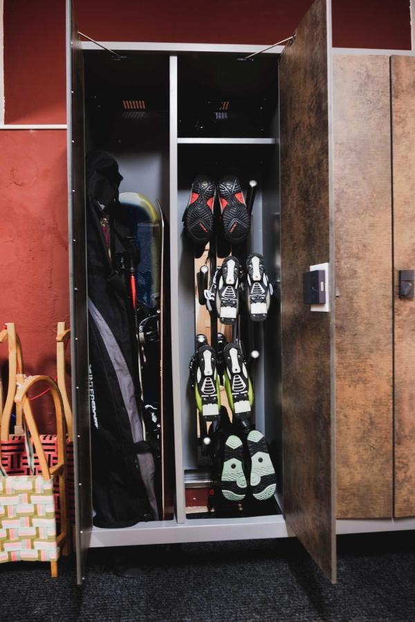 Riedz Apartments Innsbruck- Zentrales Apartmenthaus Mit Gruener Oase ภายนอก รูปภาพ