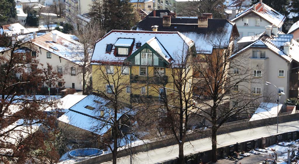 Riedz Apartments Innsbruck- Zentrales Apartmenthaus Mit Gruener Oase ภายนอก รูปภาพ