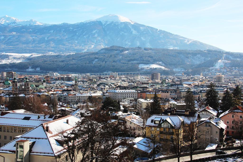 Riedz Apartments Innsbruck- Zentrales Apartmenthaus Mit Gruener Oase ภายนอก รูปภาพ