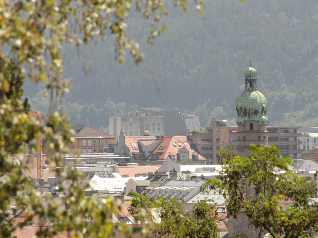 Riedz Apartments Innsbruck- Zentrales Apartmenthaus Mit Gruener Oase ภายนอก รูปภาพ