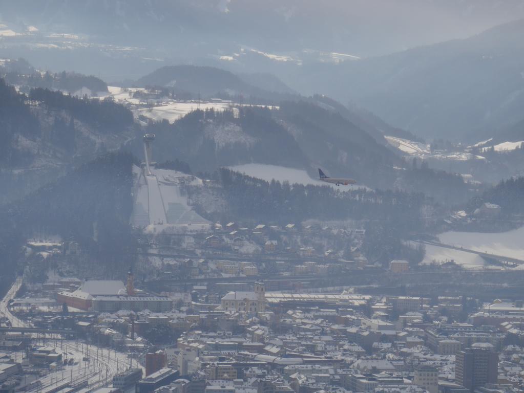 Riedz Apartments Innsbruck- Zentrales Apartmenthaus Mit Gruener Oase ภายนอก รูปภาพ